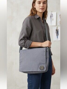 YSL Yves Saint Laurent Parfums Grey Messenger Bag | Vintage 2000s Crossbody EUC